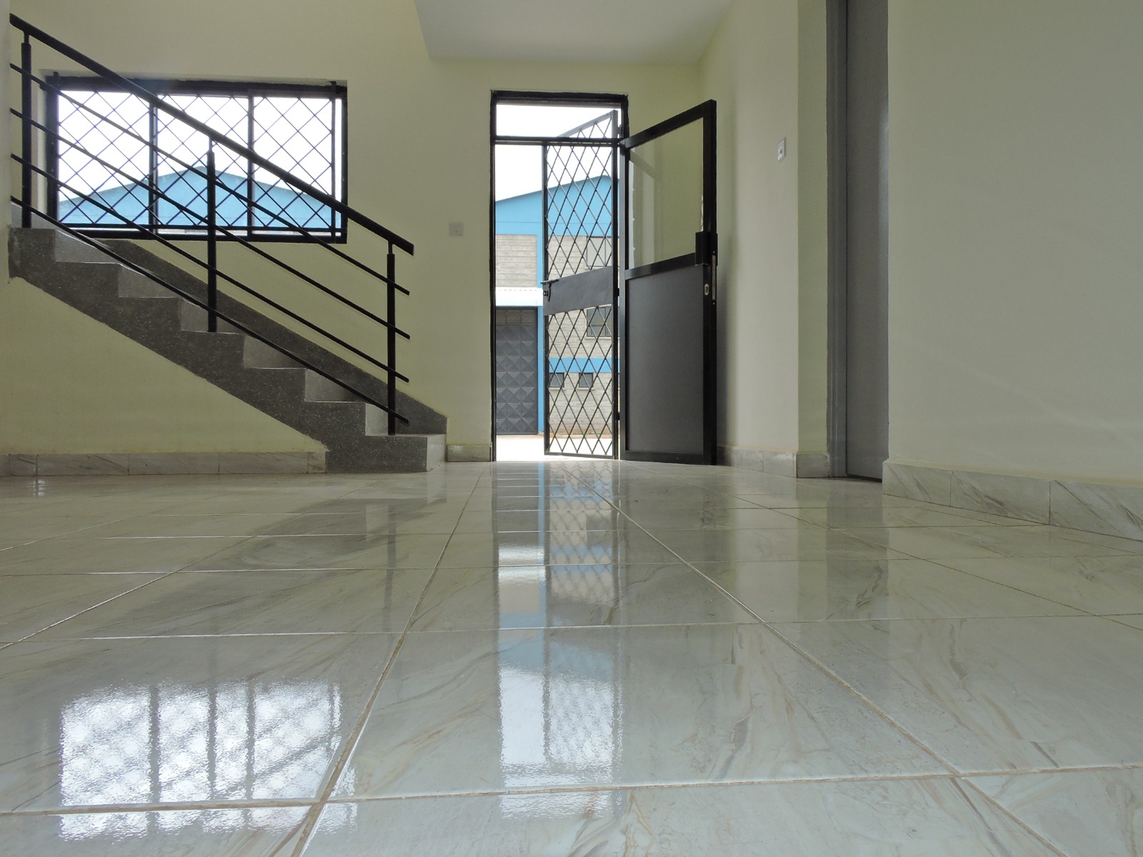 WhatsApp Image 2025-10-27 at 15.58.53