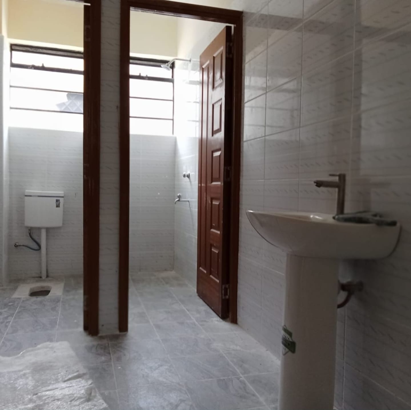 WhatsApp Image 2025-11-03 at 10.09.51